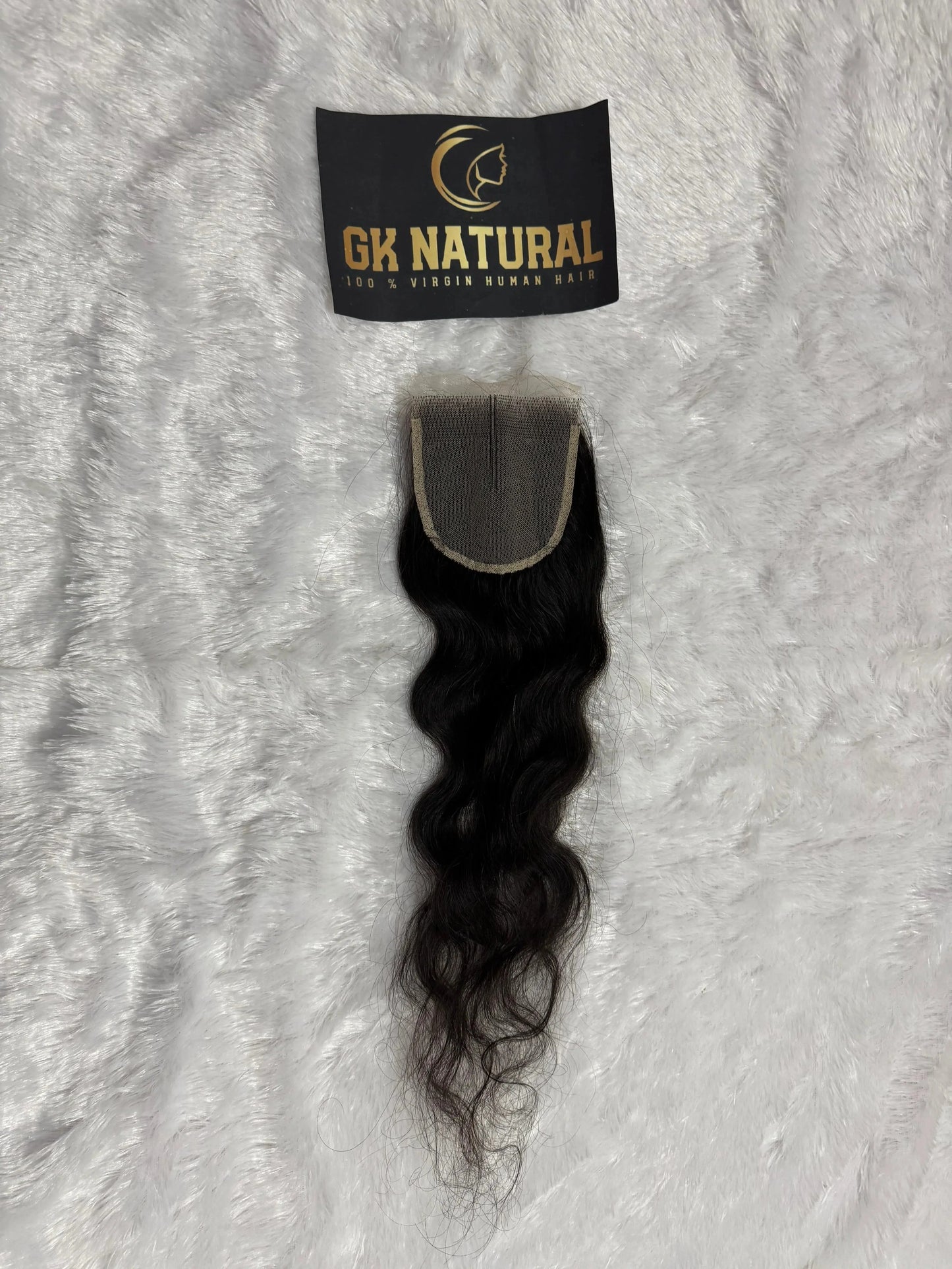 Weft bundle with closure
